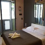 La Casa Di Lorenzo Szálloda Pescara